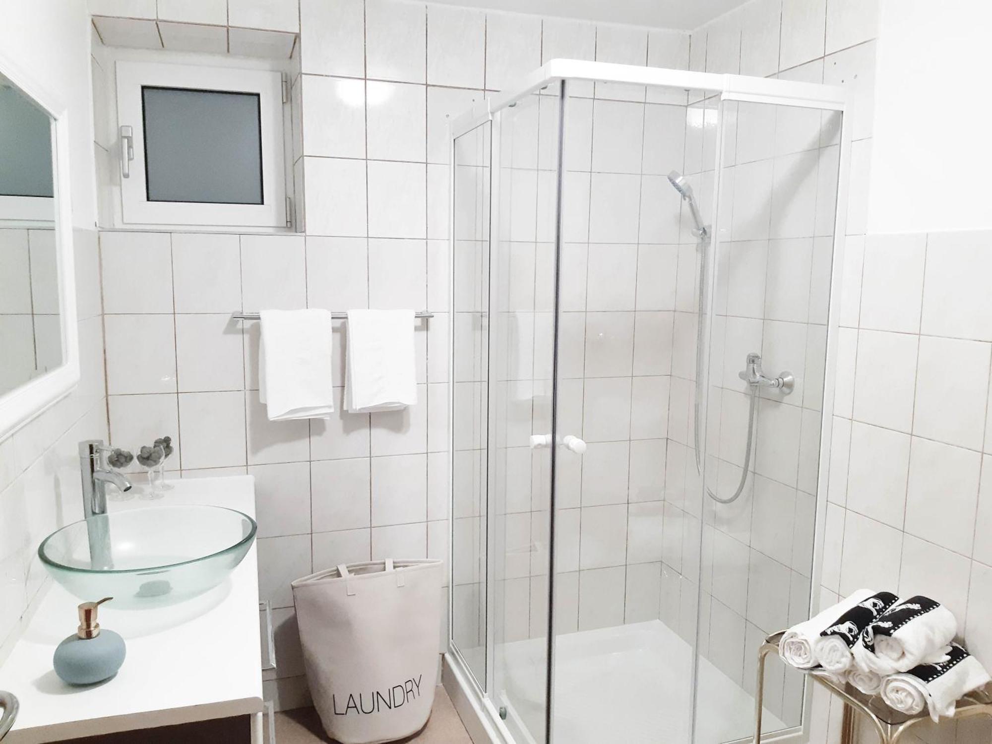 Villa Hillside Apartment Jesenice Buitenkant foto